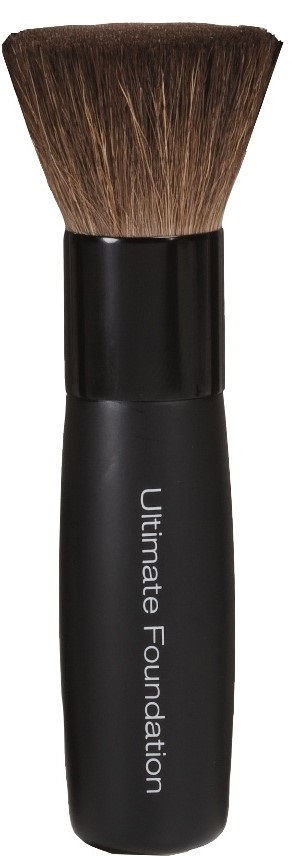 17008-Brushes-Ultimate-Foundation-Brush.jpg